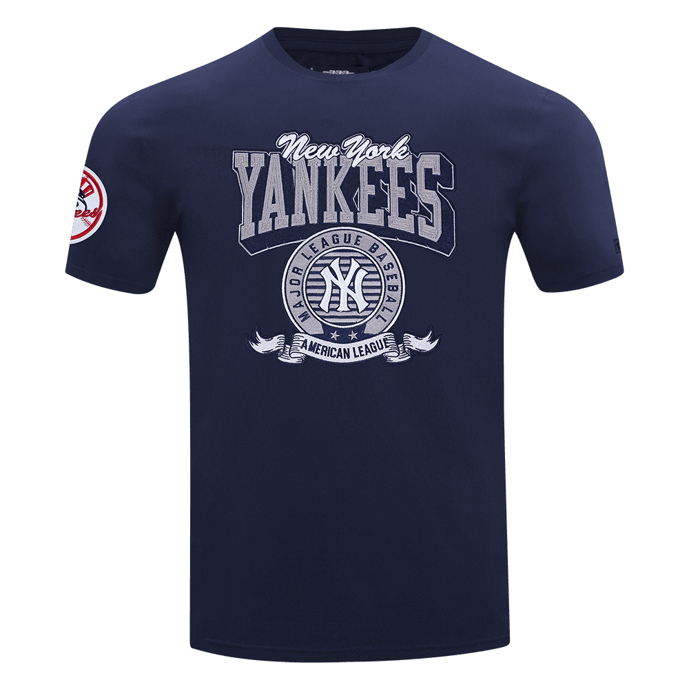 Men’s New York Yankees Midnight Navy Team Badge Tee by Pro Standard®