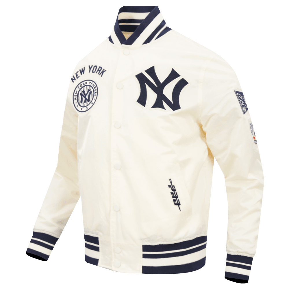 Men’s New York Yankees Eggshell and Midnight Navy Retro Classics Satin Jacket by Pro Standard®